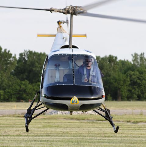 Enstrom 280 Shark (N173) - "Duck!" - A head on shot as I lift off and translate into forward flight in our Enstrom F-28A helicopter.  No photographers were harmed.