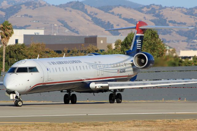 Canadair Regional Jet CRJ-900 (N326MS)