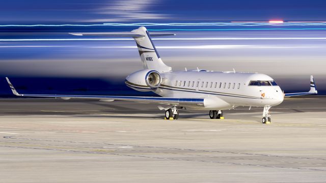 N616DC — - Tenerife Sur - Reina Sofia (TFS / GCTS) - Spainbr /br /Photo taken: May 30, 2025br /br /Operator: (Private)br /Type: Bombardier BD-700-1A10 Global Expressbr /Registration: N616DCbr /Serial: 9296br / br /Category: Civil Aircraft - Business Jetbr /Marked as: Dawn/dusk/night