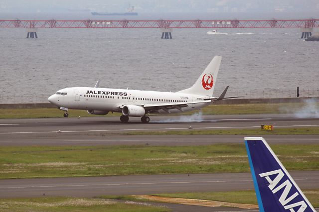 Boeing 737-700 (JA347J) - Haneda