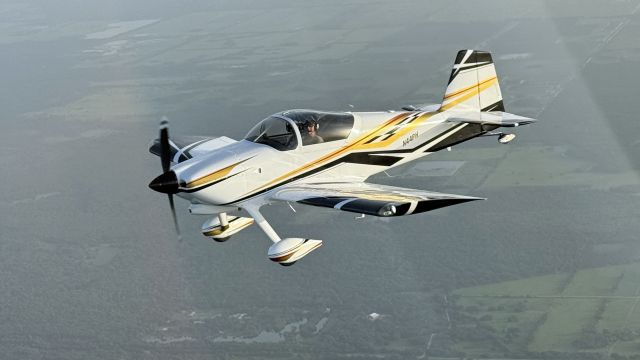 Vans RV-6 (N44PH)