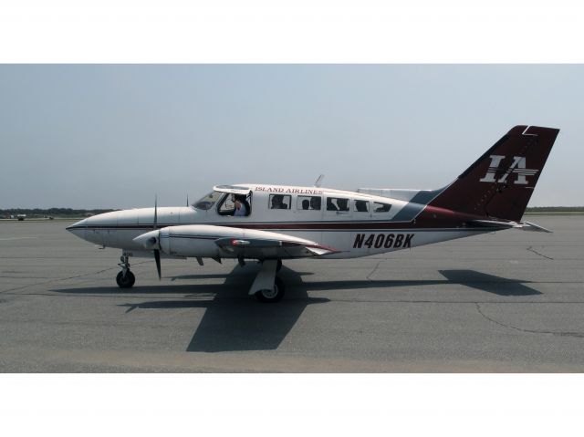 Cessna 402 (N406BK)