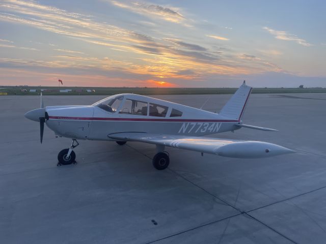 Piper Cherokee (N7734N)