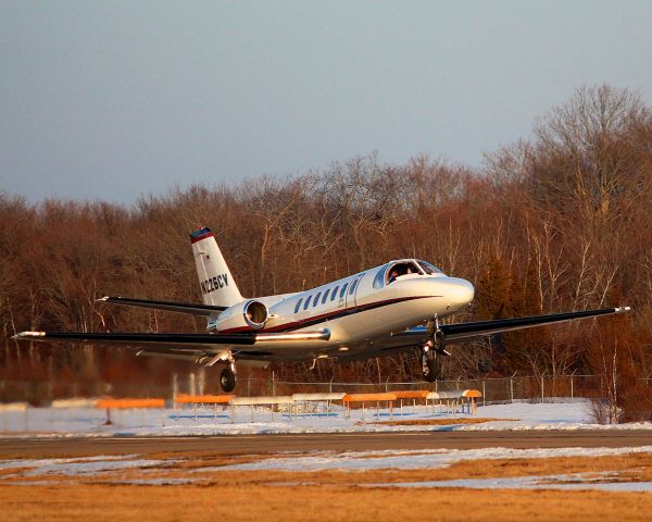 Cessna Citation II (N226CV) - Takeoff of one of the Shoreline Aviation charter planes from RWY 24.