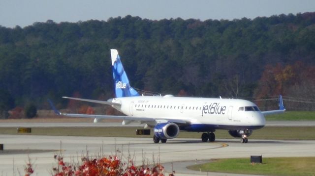 Embraer ERJ-190 (N239JB) - Photo taken November 29, 2015.  