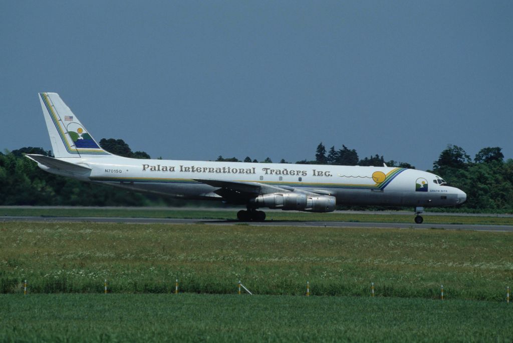 McDonnell Douglas Jet Trader (N7015Q) - Departure at Narita Intl Airport Rwy16 on 1990/06/17