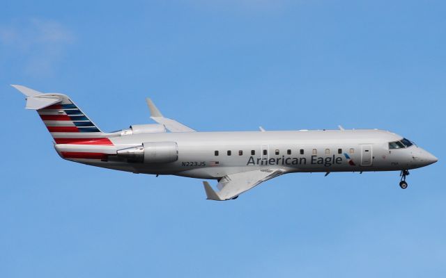 Canadair Regional Jet CRJ-200 —