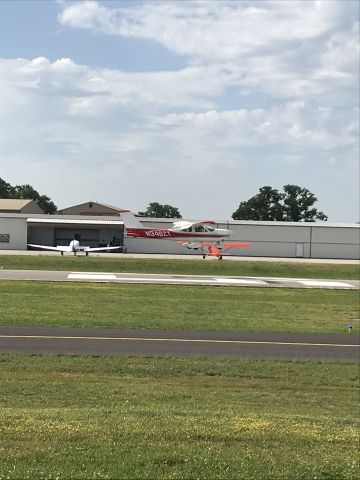 Cessna Cardinal (N3462T) - Beautiful Cardinal floating in on final