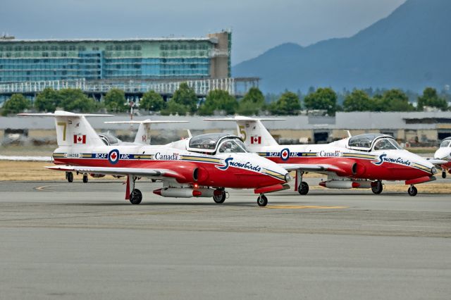 11-4058 — - RCAF air demo team Snowbirds #7