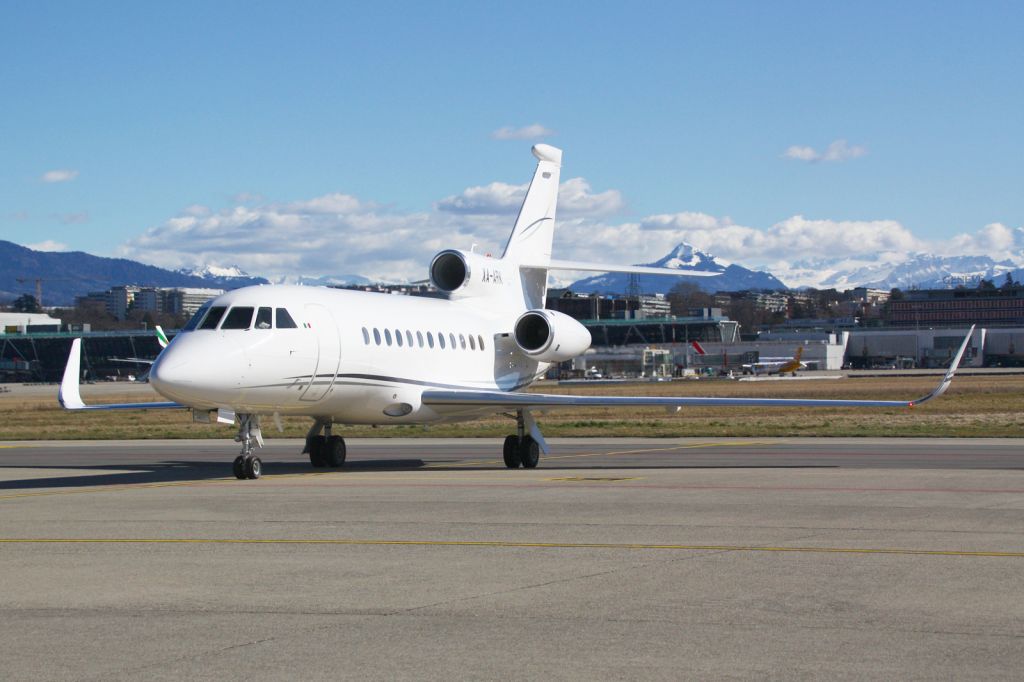 Dassault Falcon 900 (XA-ARK)