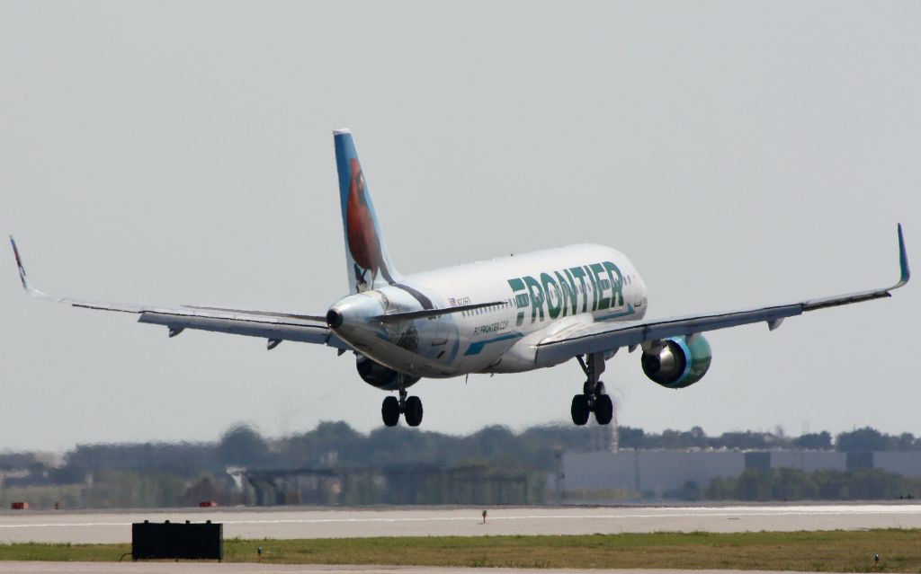 Airbus A320 (N228FR)
