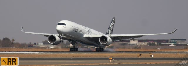 Airbus A350-900 (F-WWYB) - A350-900 Test flight, with touch and gos, taken from a Taxiway next to the runway, on site for nearly 3 hours to get photo!