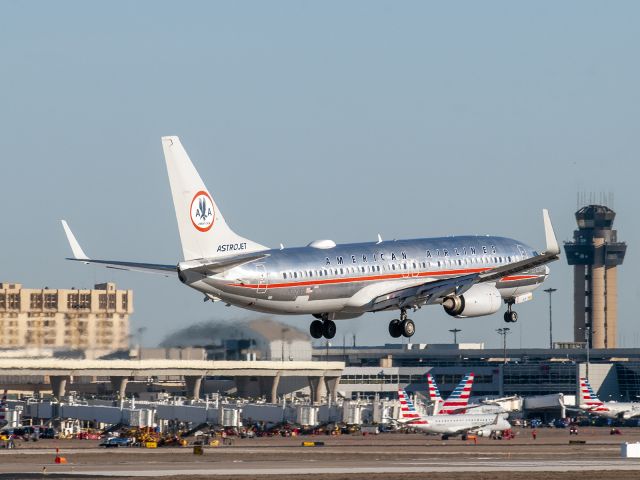 Boeing 737-800 (N905NN) - 3/6/2020