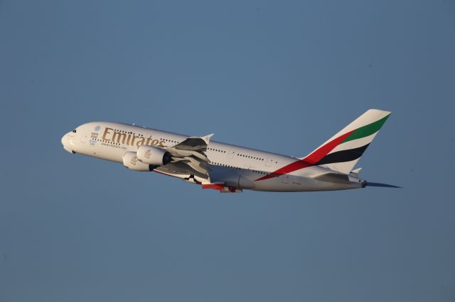 Airbus A380-800 (A6-EEO)