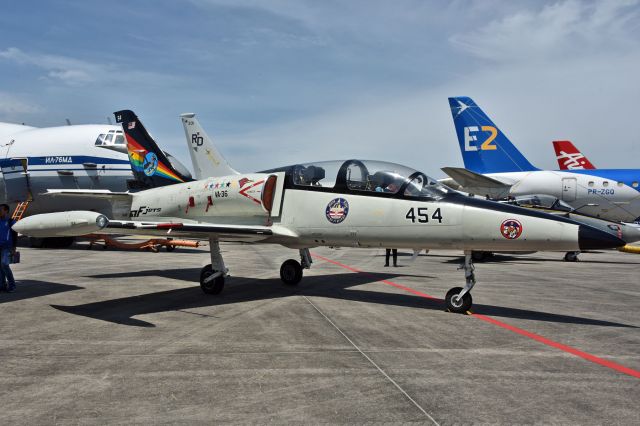 Aero L-39 Albatros (N454WF)