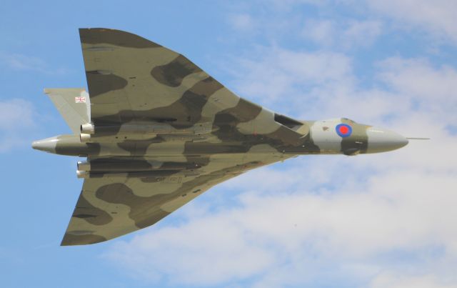 XH558 — - Last year of Vulcan Flying taken at Headcorn Kent, England at Combined Ops show 15 Aug 2015