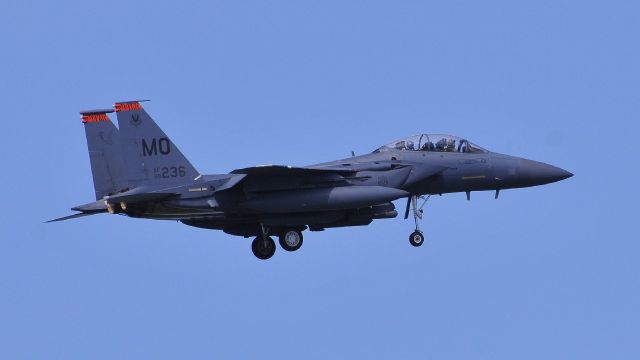 N90236 — - AF90-236 F-15E Strike Eagle