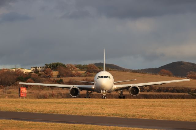 BOEING 767-300 (JA658J) - December 11th 2021:HKD-HND.