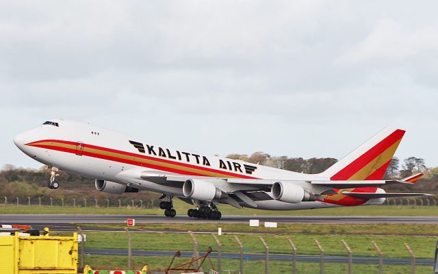 Boeing 747-400 (N403KZ) - kalitta air b747-481f n403kz dep shannon 21/10/18.