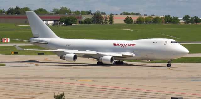 Boeing 747-400 (N712CK) - 1280 px