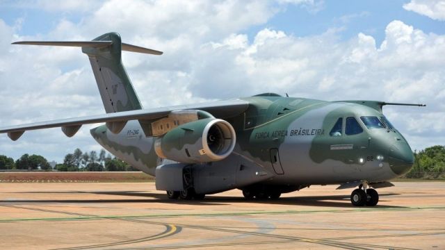 EMBRAER KC-390 —