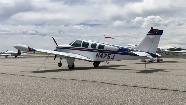 Beechcraft Bonanza (36) Turbo (N475J)