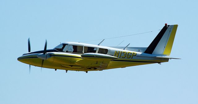 Piper PA-30 Twin Comanche (N13GP) - Piper PA-30