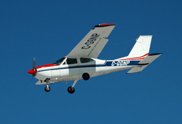 Cessna Cardinal (C-GGNP) - 1968 Cessna 177 Cardinal (C-GGNP/177-00954) approaching for a touch and go at CYPQ on March 7, 2021