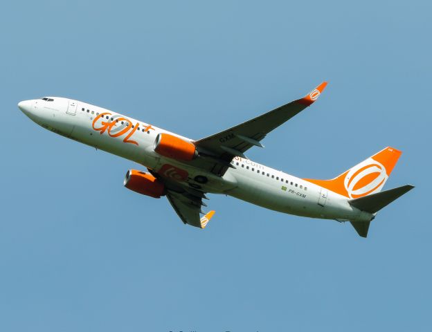 Boeing 737-800 (PR-GXM)