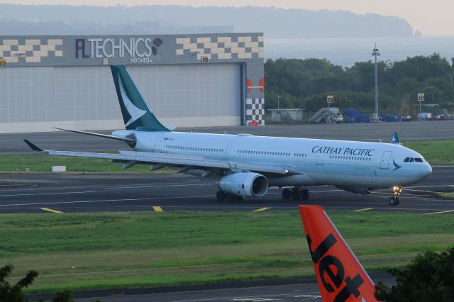 Airbus A330-300 (B-LAP)