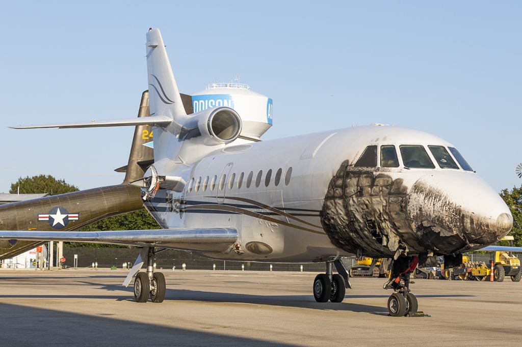 Dassault Falcon 900 (N908CA)