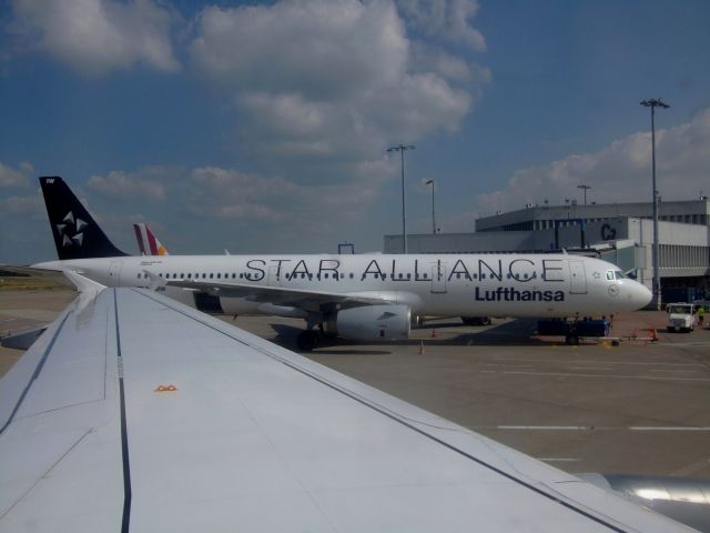 Airbus A321 (D-AIRW) - Lufthansa A321-100 D-AIRW at CGN, seen from off my Germanwings A319-100 arriving from TXL at terminal C2, 18.06.2014.