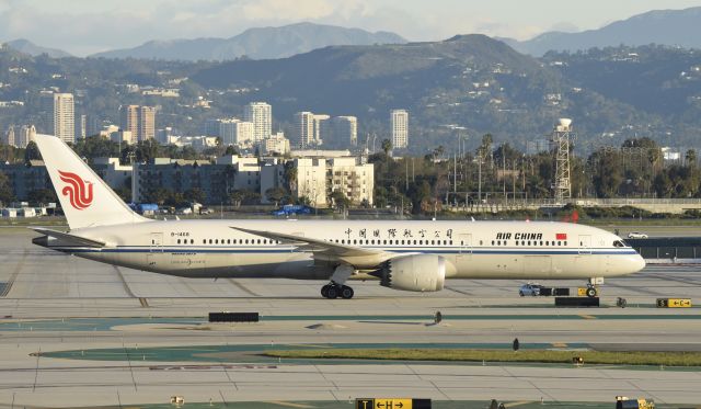 Boeing 787-9 Dreamliner (B-1468) - Taxiing to gate at LAX