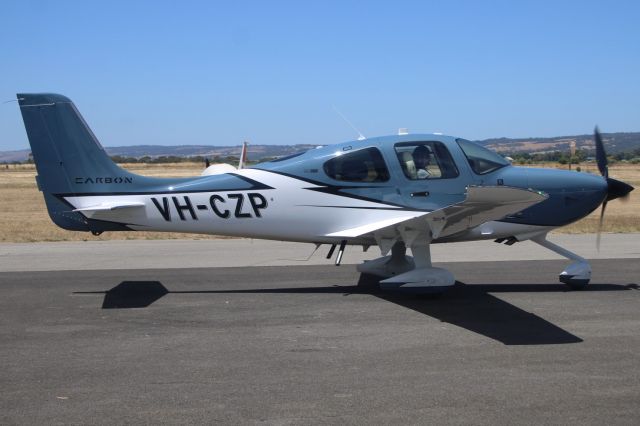 Cirrus SR-22 (VH-CZP)