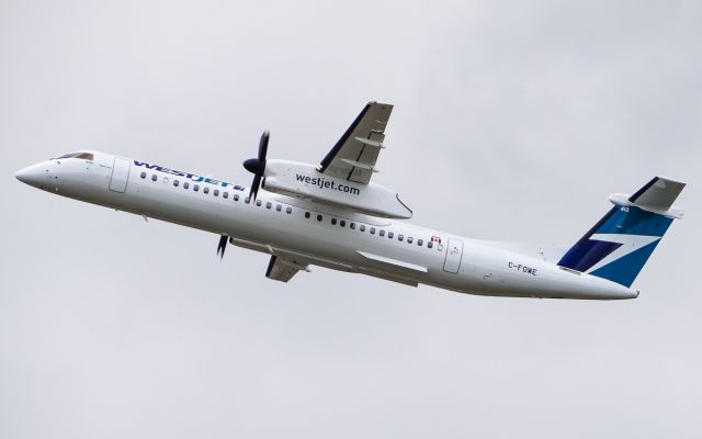 de Havilland Dash 8-400 (C-FOWE)