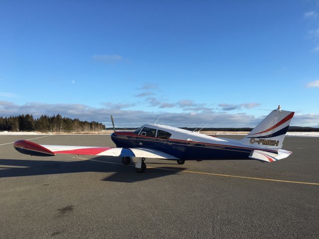 Piper PA-24 Comanche (C-FMEH)