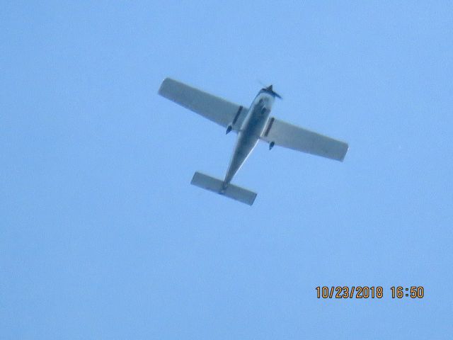 Cessna Cardinal (N17129)