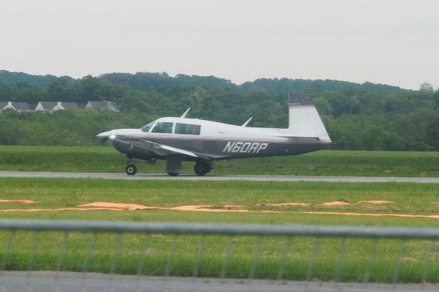 Mooney M-20 (N60RP)