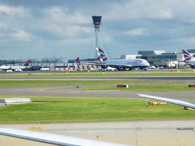 Boeing 747-400 (G-CIVV)