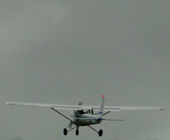 Cessna 152 (PP-VIU) - Cessna 152 PP-VIU in Vila Velha-ES (SIVU),Brazil.