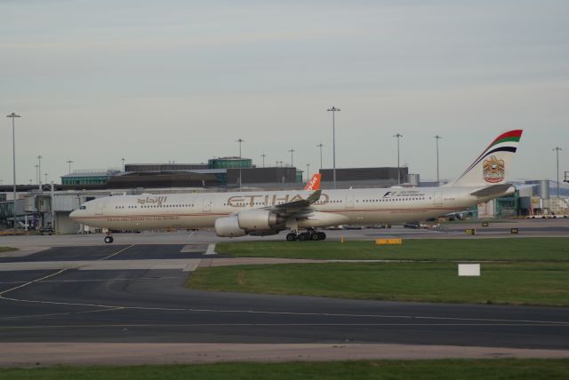 Airbus A340-600 (A6-EHF) - Etihad A340-642 cn837