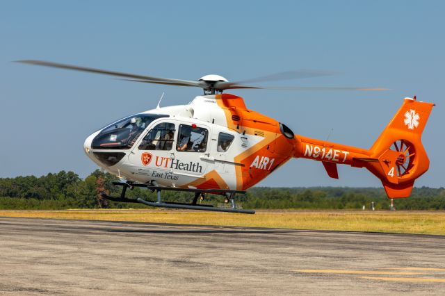 Eurocopter EC-635 (N914ET) - Lifting off from KOCH after taking on fuel for a trip to Houston.