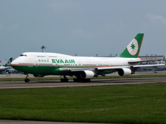 Boeing 747-400 (B-16409)