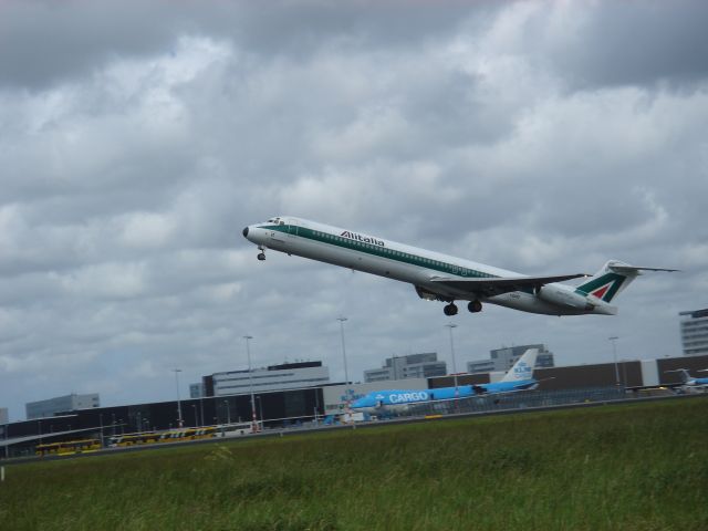 McDonnell Douglas MD-82 (I-DATF)
