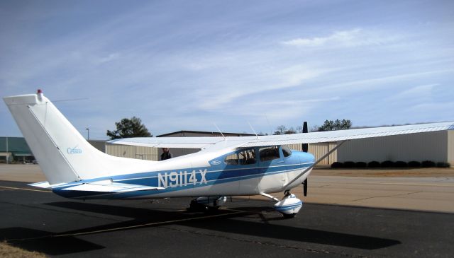 Cessna Skylane (N9114X)