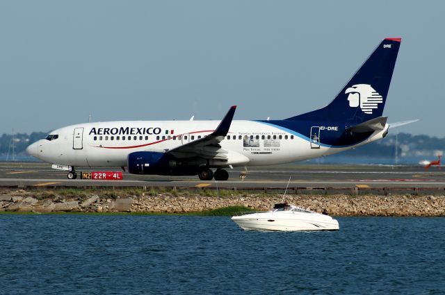 Boeing 737-700 (EI-DRE) - AMX 699 heading back to Mexico City