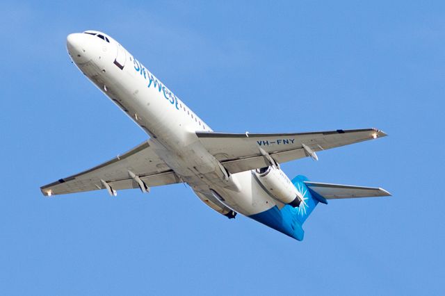 Fokker 100 (VH-FNY) - Fokker 100 VH-FNY Virgin Australia Regional July 2016 YPPH.