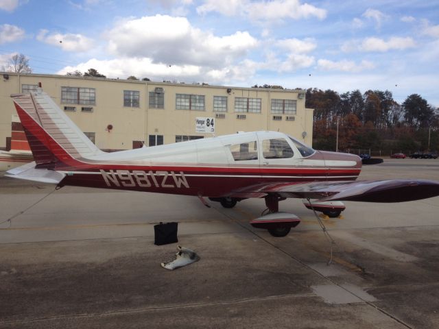 Piper Cherokee (N9812W) - On the ramp at FME