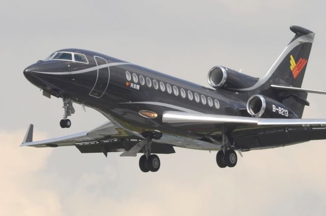 Dassault Falcon 7X (B-8213) - 30/06/2014br /Landing 27 from ZBAA