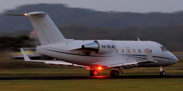 Canadair Challenger (VH-BLM) - 8th October 2014br /Early morning before sunrise